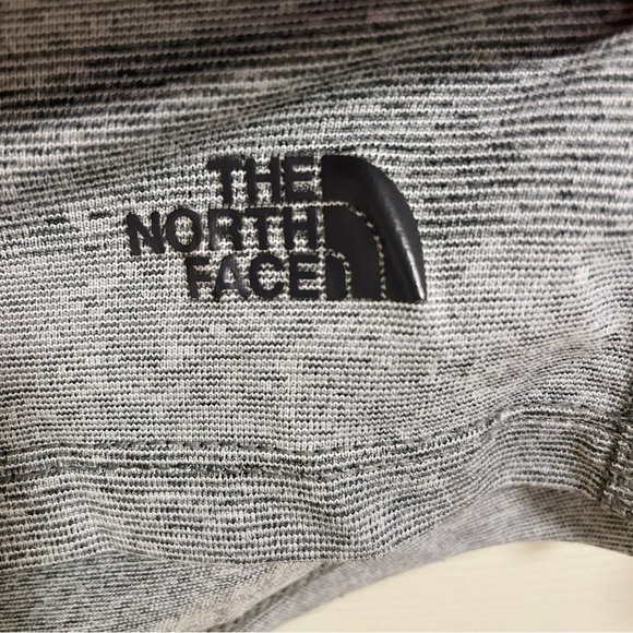 The North Face | Women’s Flash Dry Shirt - Picture 3 of 4